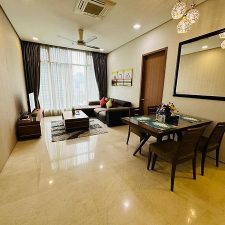 Soho Suites Klcc By Comfort Suites Kuala Lumpur Exteriör bild
