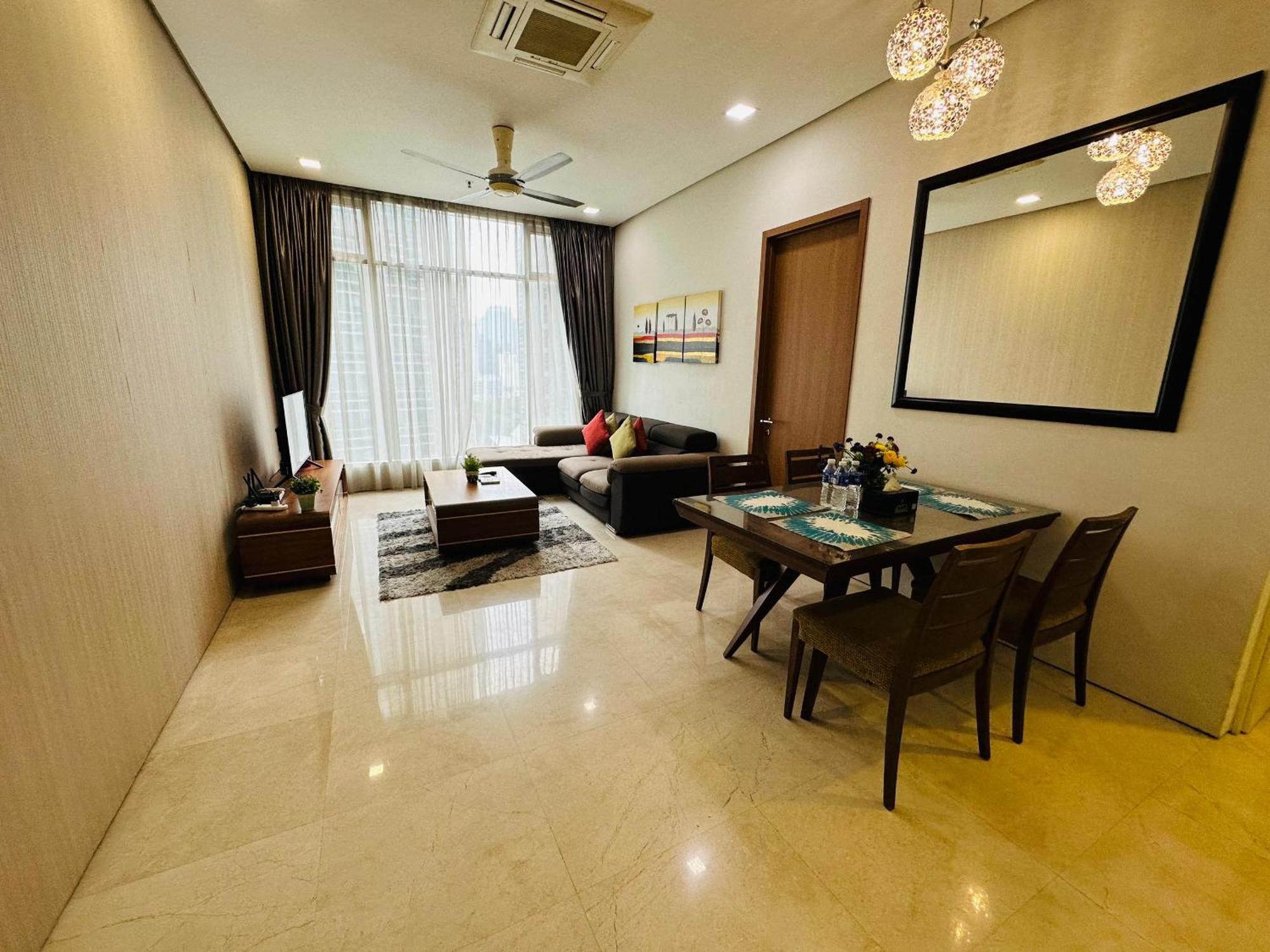 Soho Suites Klcc By Comfort Suites Kuala Lumpur Exteriör bild