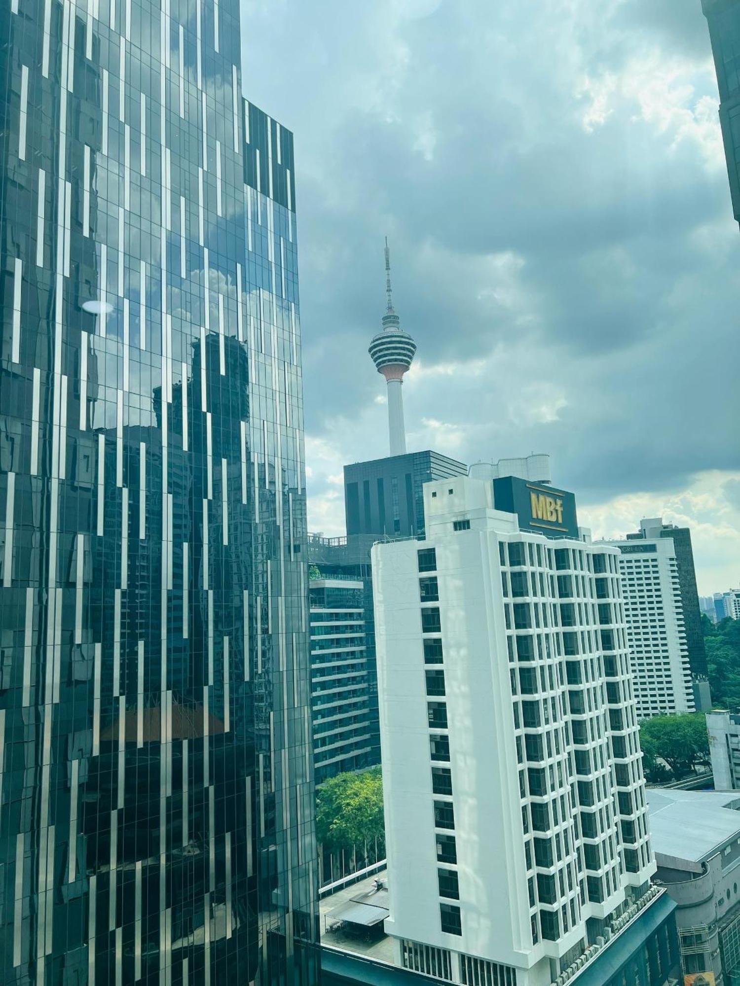 Soho Suites Klcc By Comfort Suites Kuala Lumpur Exteriör bild