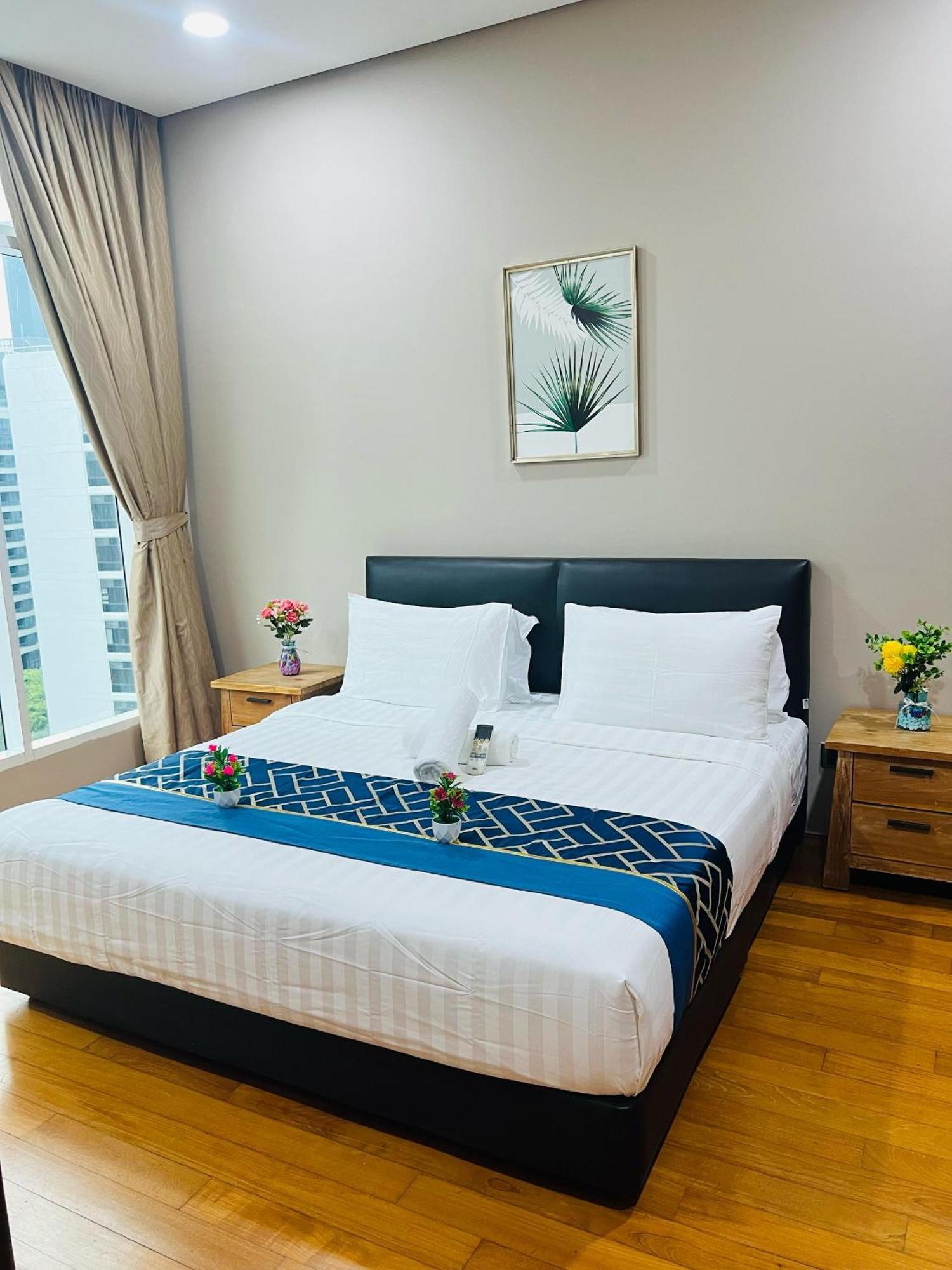 Soho Suites Klcc By Comfort Suites Kuala Lumpur Exteriör bild
