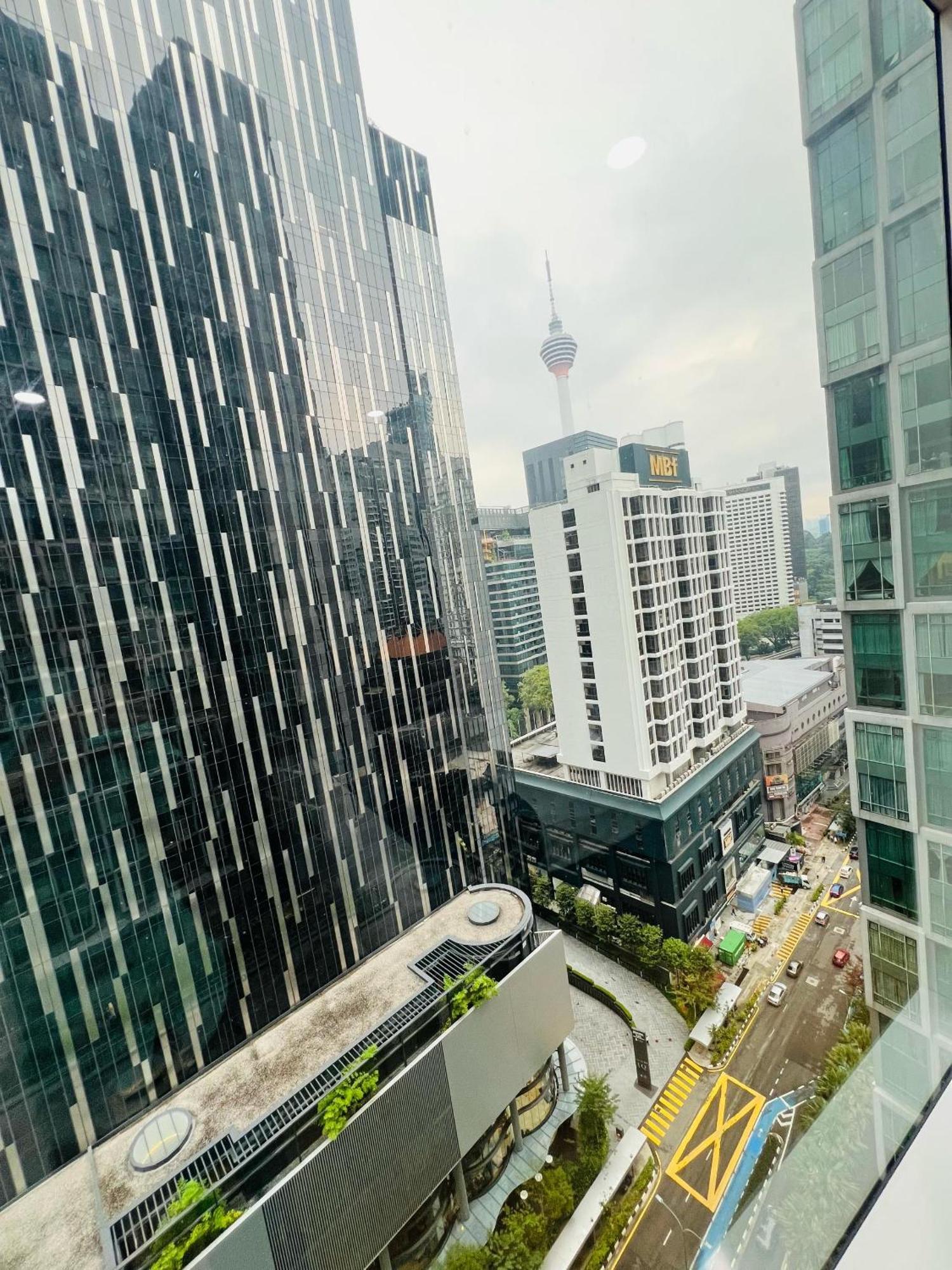 Soho Suites Klcc By Comfort Suites Kuala Lumpur Exteriör bild