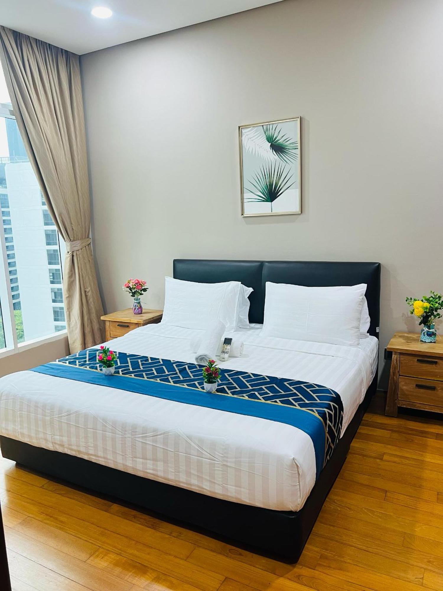 Soho Suites Klcc By Comfort Suites Kuala Lumpur Exteriör bild