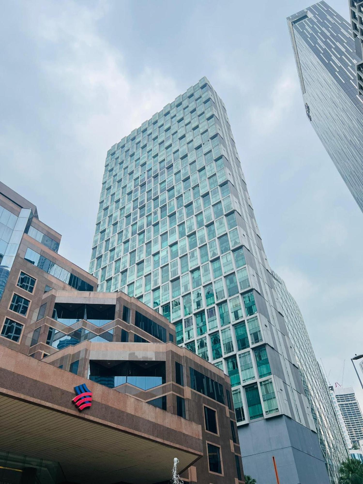 Soho Suites Klcc By Comfort Suites Kuala Lumpur Exteriör bild